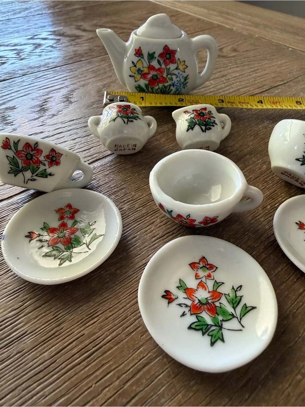 Vintage Miniature Porcelain Tea Set Made in Japan, Floral Pattern, 12 piece, EUC - Picture 9 of 14